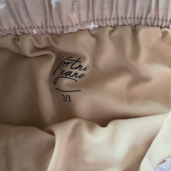 Trunks - Picture 3 of 3